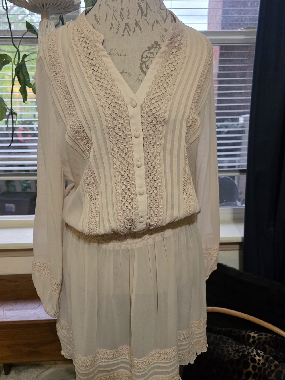Joie Pale Pink 100% Silk Lace Crochet Trim Mini Dress